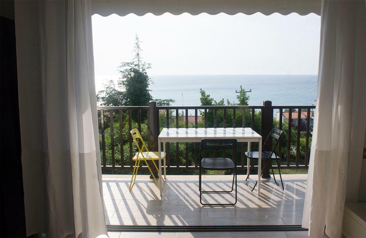 Possidi Aigaiopelagitika 2-Floor Beach House Kalandra Екстериор снимка